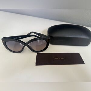Tom Ford Diane Black Sunglasses